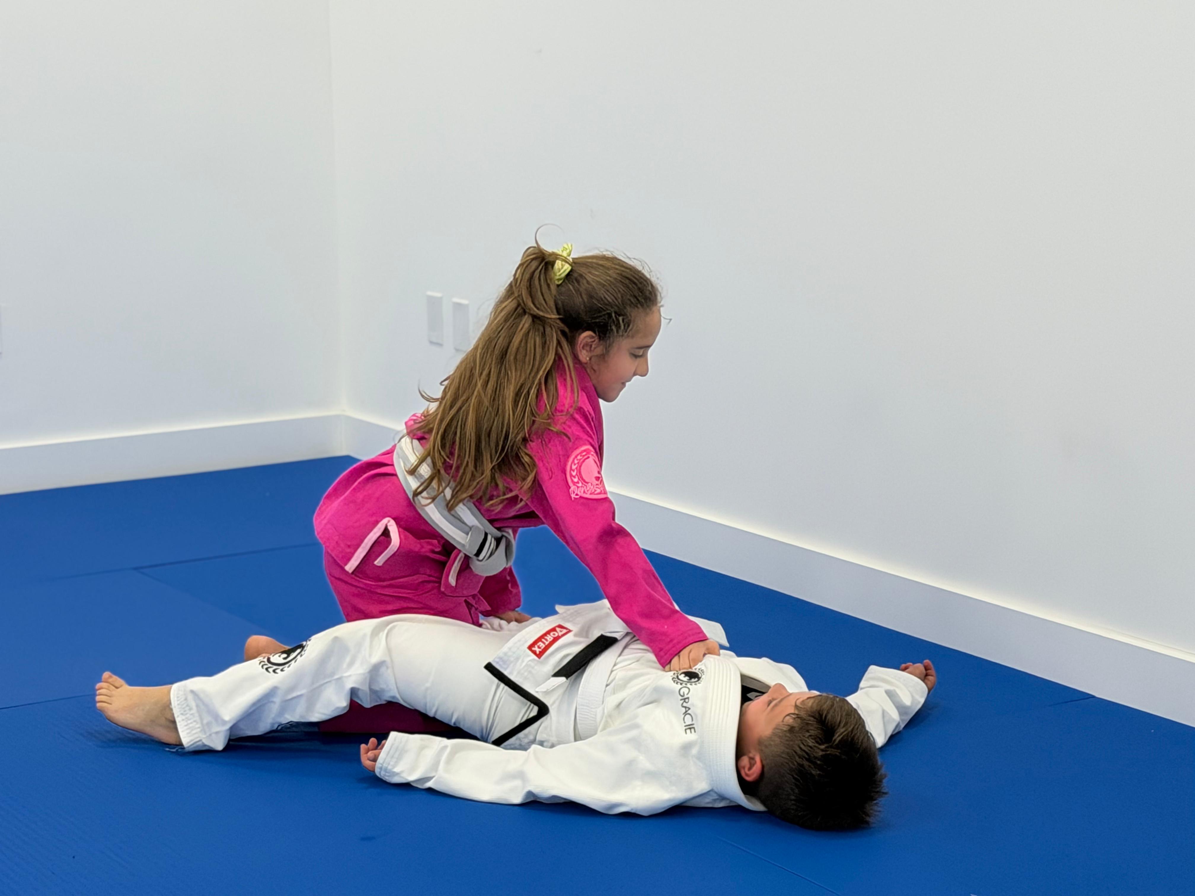 Kids training BJJ
